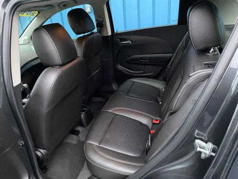 Used 2014 Chevrolet Sonic LTZ image 9