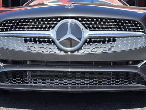 Used 2020 Mercedes-Benz SL 550 image 13