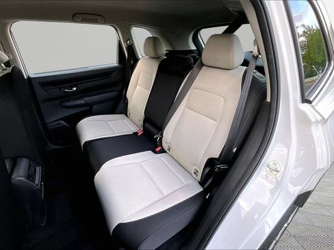 Used 2024 Honda CR-V LX image 18