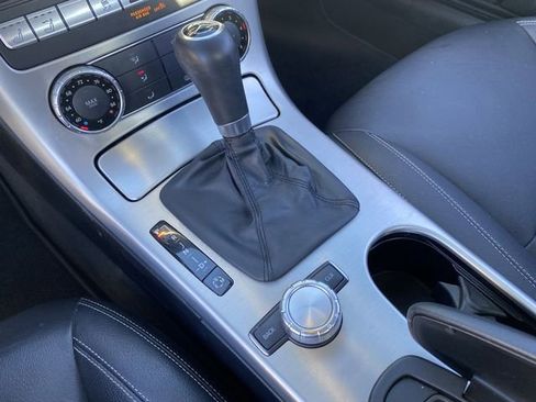 Used 2012 Mercedes-Benz SLK 350 image 23