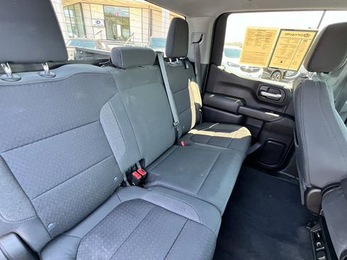 Used 2020 Chevrolet Silverado 1500 LT w/ Texas Edition AWD/4WD image 16