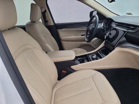 Used 2021 Jeep Grand Cherokee L Limited image 21