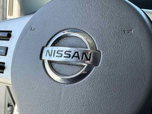 Used 2019 Nissan Frontier SV image 45