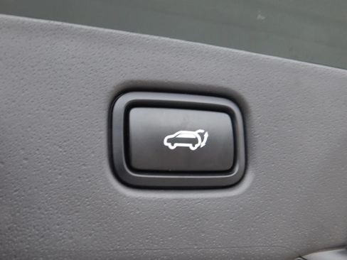 Used 2023 Kia Niro Wind FWD image 9