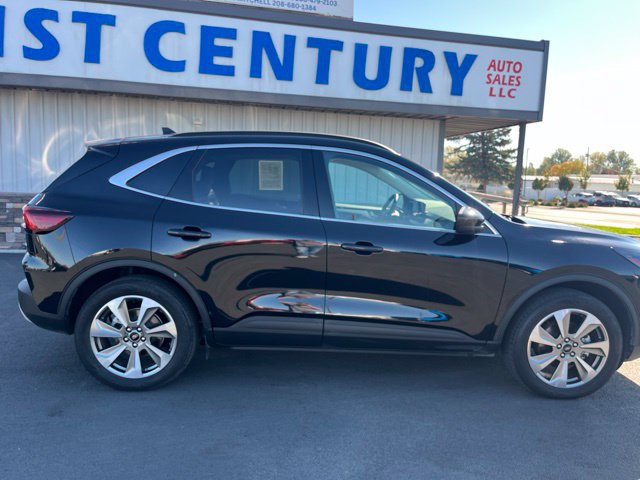 Used 2025 Ford Escape Platinum AWD/4WD image 19