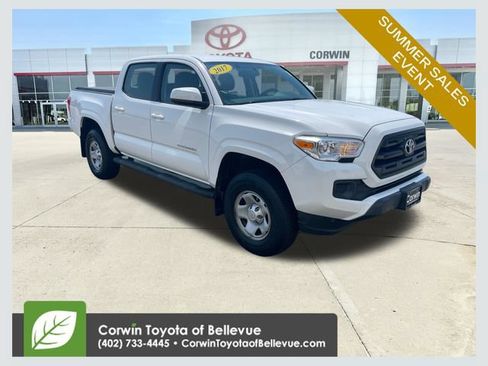 Used 2017 Toyota Tacoma SR w/ Tow Package AWD/4WD image 1
