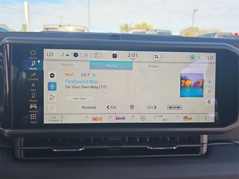 New 2025 Jeep Wrangler Unlimited Rubicon 4xe w/ Technology Group image 21