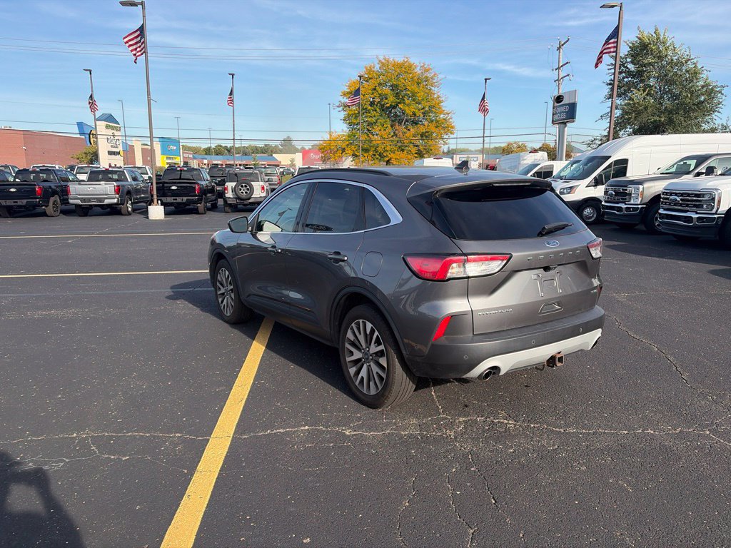 Used 2021 Ford Escape Titanium AWD/4WD image 5