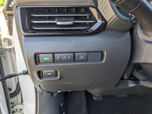 Used 2021 Nissan Sentra SR w/ SR Premium Package image 29