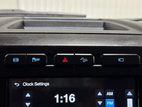 Used 2019 Ford F250 XLT w/ XLT Premium Package image 30