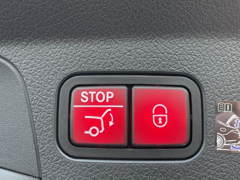 New 2026 Mercedes-Benz GLE 53 AMG AMG GLE 53 4MATIC+ Coupe image 11