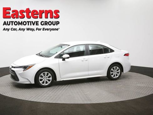 Used 2024 Toyota Corolla LE image 56