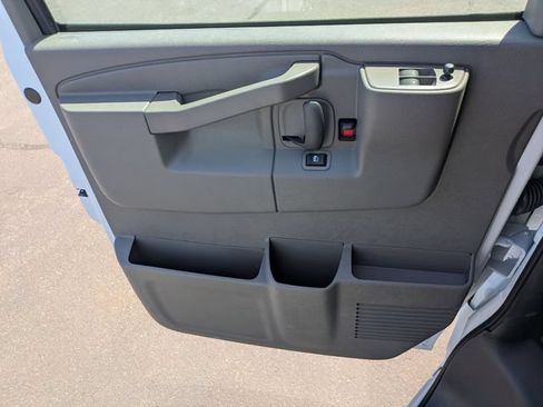 New 2026 GMC Savana 2500 w/ Chrome Appearance Package RWD image 11