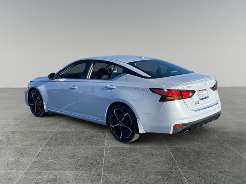Used 2023 Nissan Altima 2.5 SR image 3