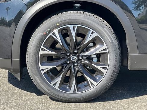 New 2026 MAZDA CX-90 Plug-In Hybrid w/ Premium Plus AWD/4WD image 35