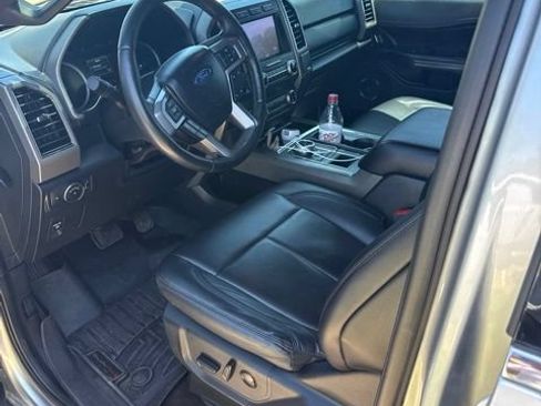 Used 2021 Ford Expedition XLT RWD image 4