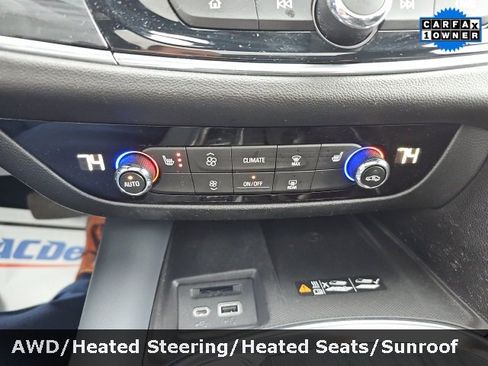 Used 2023 Buick Enclave Essence w/ Experience Buick Package image 21