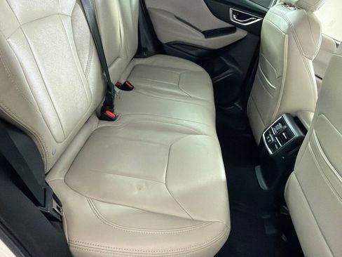 Used 2022 Subaru Forester Premium AWD/4WD image 23