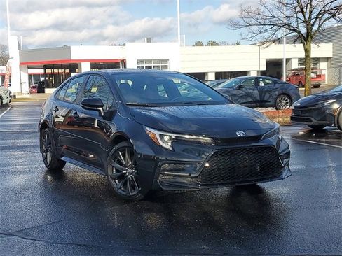 New 2026 Toyota Corolla SE image 32