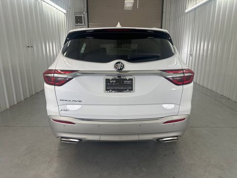 Used 2020 Buick Enclave Essence image 6