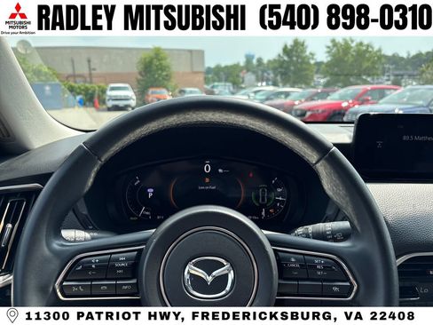 Used 2024 MAZDA CX-90 Plug-In Hybrid w/ Preferred AWD/4WD image 11