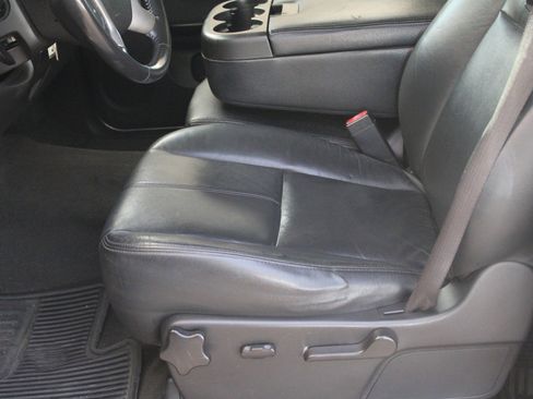 Used 2012 Chevrolet Silverado 1500 LT image 16