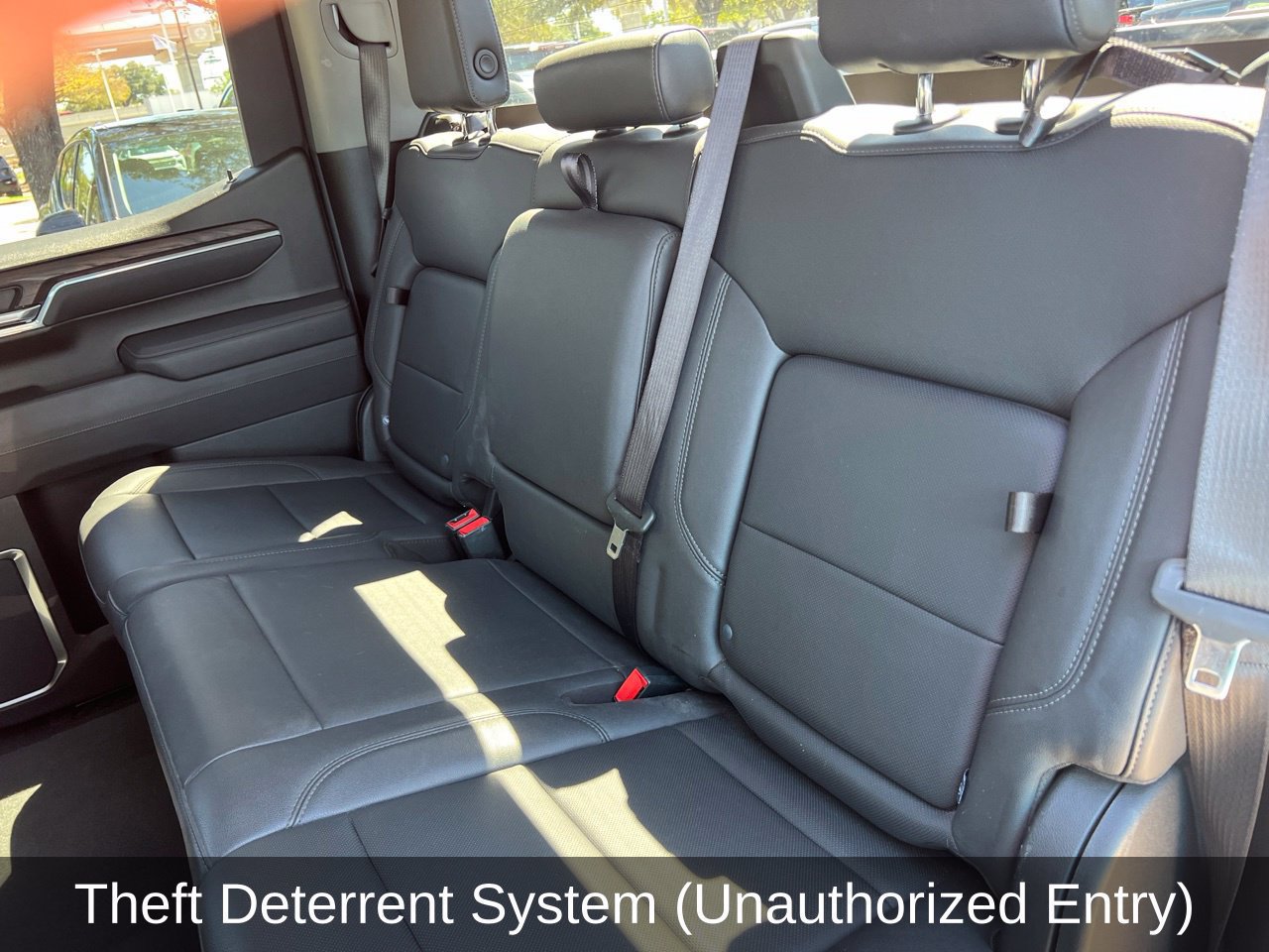 Used 2025 GMC Sierra 1500 SLT RWD image 22