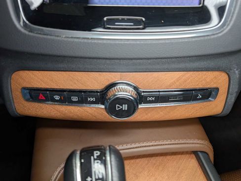 Used 2020 Volvo XC90 T6 Inscription image 33
