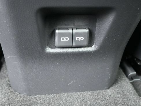 Used 2023 Toyota RAV4 Limited AWD/4WD image 19