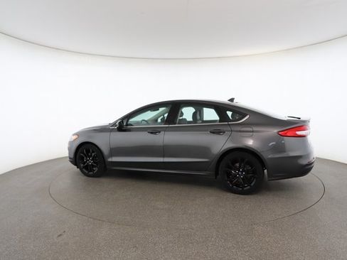 Used 2020 Ford Fusion SE w/ Equipment Group 151A image 8