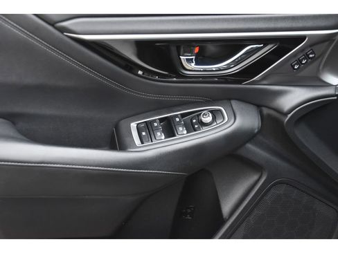 Used 2023 Subaru Outback Limited image 27