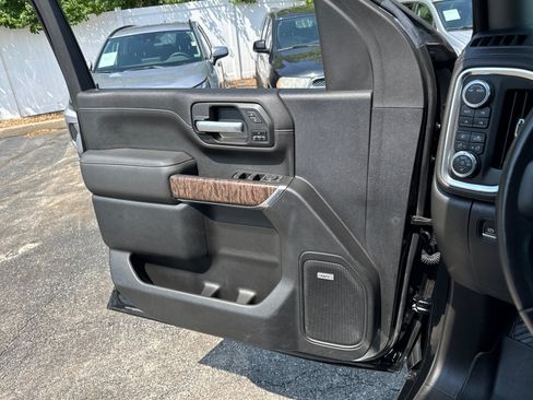 Used 2021 GMC Sierra 2500 Denali w/ Denali Ultimate Package AWD/4WD image 17