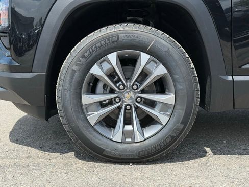 New 2026 Chevrolet Equinox LT AWD/4WD image 11