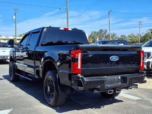 Used 2023 Ford F250 XLT w/ XLT Premium Package image 5