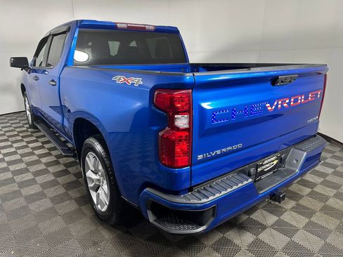 Used 2022 Chevrolet Silverado 1500 Custom image 3