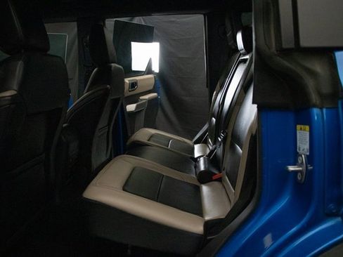 Used 2022 Ford Bronco Wildtrak image 20