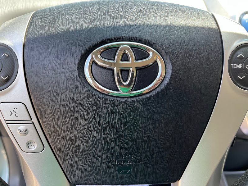 Used 2013 Toyota Prius V Three FWD image 15