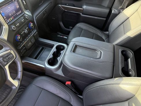 Used 2020 Chevrolet Silverado 1500 LT Trail Boss image 16