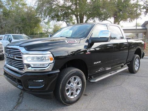 Used 2024 RAM 2500 Laramie image 3