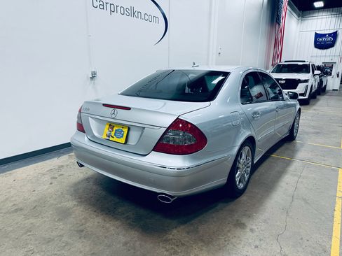 Used 2008 Mercedes-Benz E 350 Sedan image 7