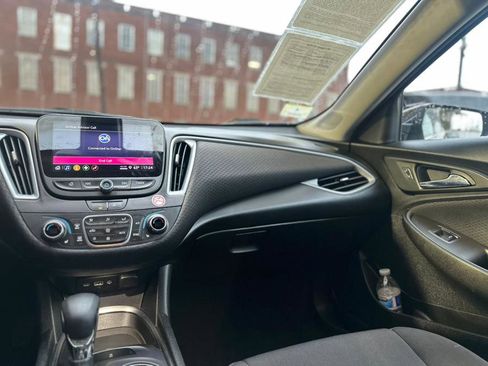 Used 2022 Chevrolet Malibu LT image 20