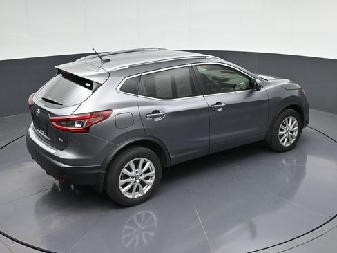 Used 2022 Nissan Rogue Sport SV FWD image 19