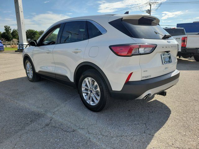 Certified 2022 Ford Escape SE w/ Convenience Package FWD image 4