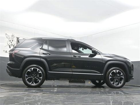 New 2026 Chevrolet Equinox LT w/ Convenience Package II image 31