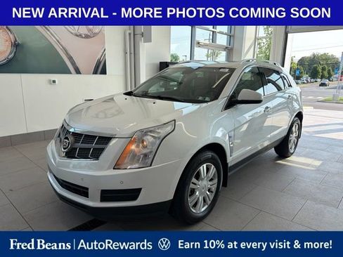 Used 2010 Cadillac SRX Luxury FWD image 2