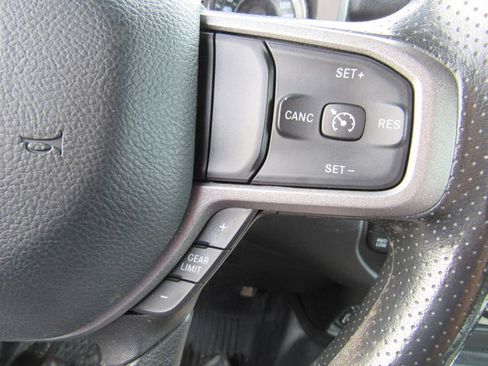 Used 2024 RAM 3500 Tradesman w/ Chrome Appearance Group AWD/4WD image 42
