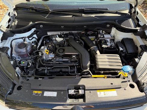 New 2025 Volkswagen Taos S image 10