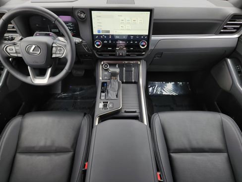 Used 2024 Lexus GX 550 w/ Accessory Package (Z1) AWD/4WD image 11