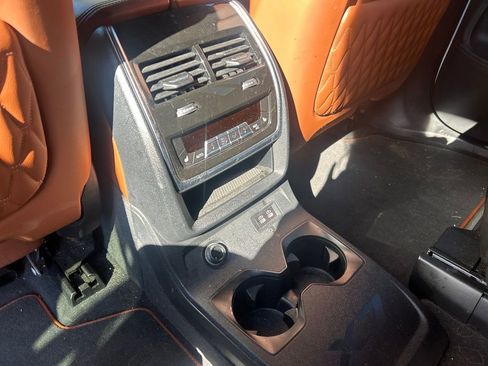 Used 2023 BMW X7 M60i w/ Executive Package image 16