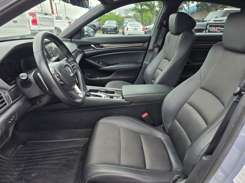 Used 2021 Honda Accord Sport image 18